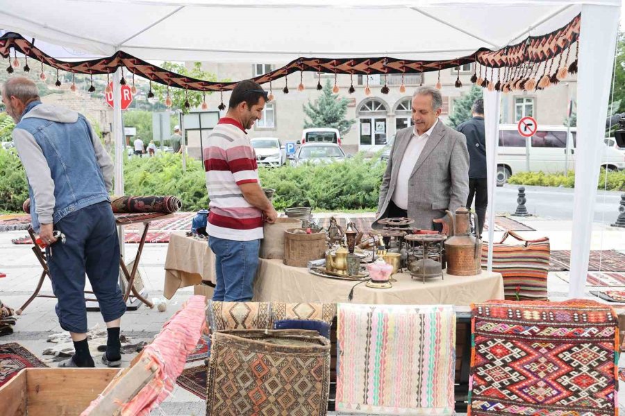 Talas Antika Pazarı Rüzgarı