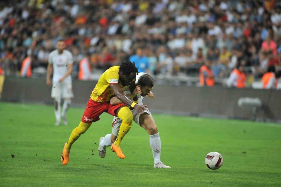 Trendyol Süper Lig: Kayserispor: 0 - Galatasaray: 0 (maç Sonucu)