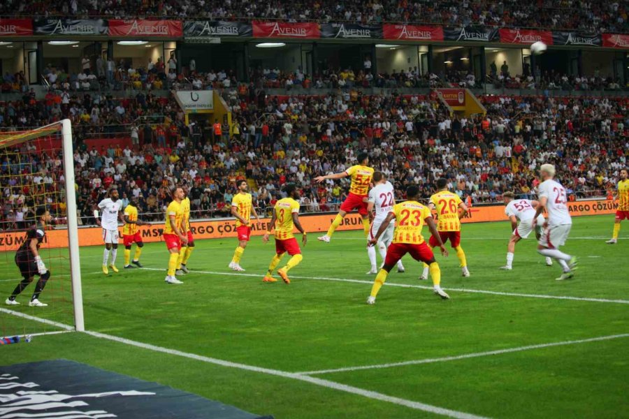 Trendyol Süper Lig: Kayserispor: 0 - Galatasaray: 0 (maç Sonucu)