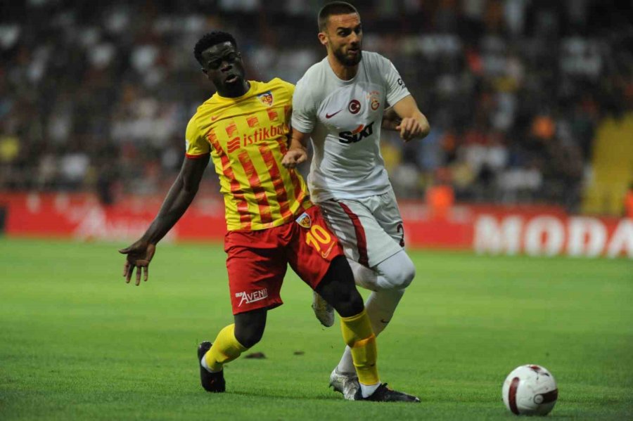 Trendyol Süper Lig: Kayserispor: 0 - Galatasaray: 0 (maç Devam Ediyor)