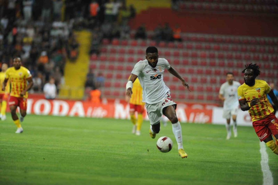 Trendyol Süper Lig: Kayserispor: 0 - Galatasaray: 0 (maç Devam Ediyor)