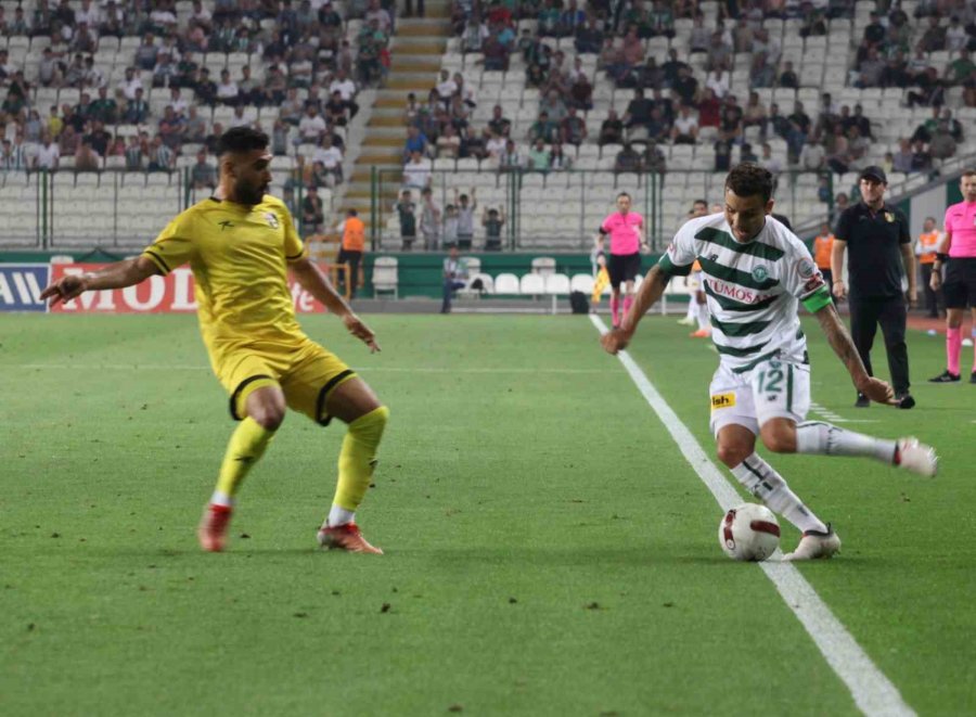 Trendyol Süper Lig: Konyaspor: 1 - İstanbulspor: 1 (maç Sonucu)