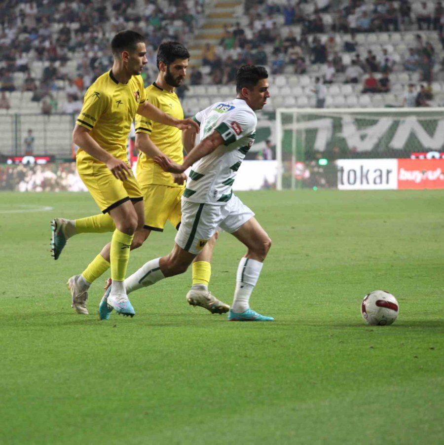 Trendyol Süper Lig: Konyaspor: 1 - İstanbulspor: 1 (maç Sonucu)