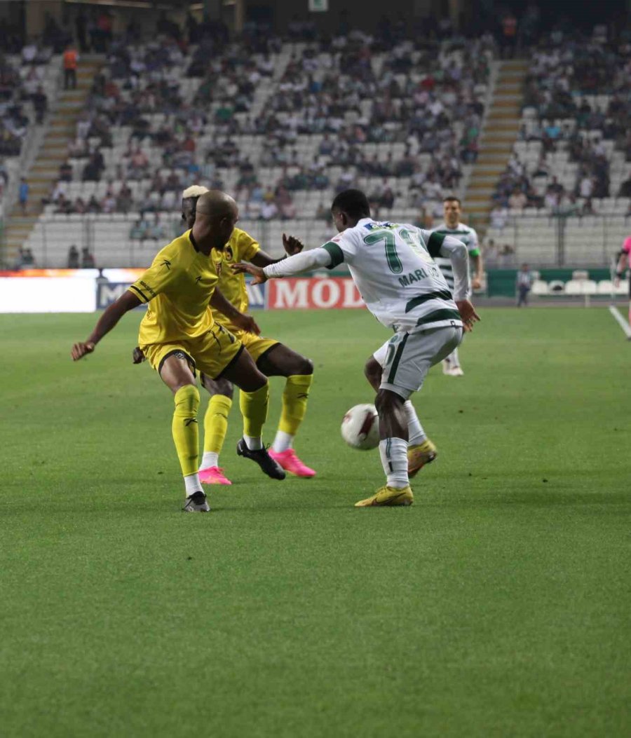 Trendyol Süper Lig: Konyaspor: 1 - İstanbulspor: 1 (maç Sonucu)