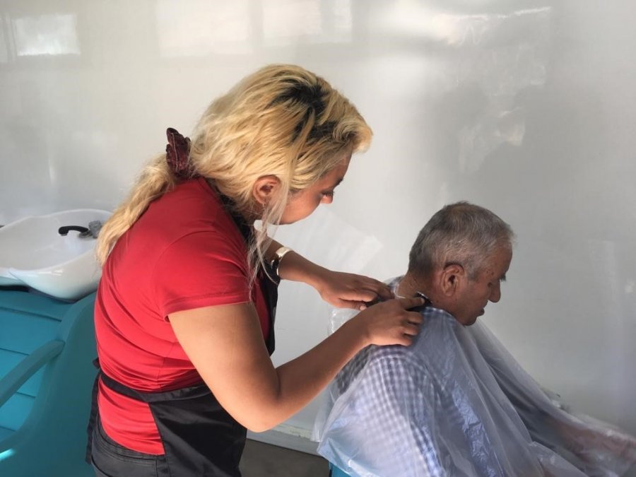 Büyükşehir Mobil Kuaför Tırı Yaylalarda