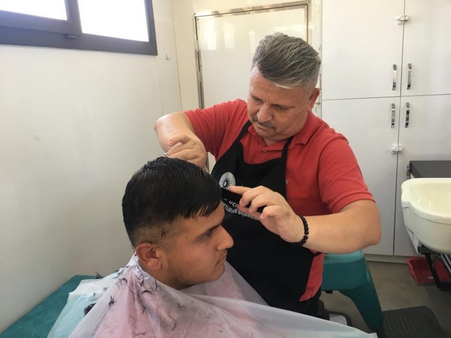 Büyükşehir Mobil Kuaför Tırı Yaylalarda