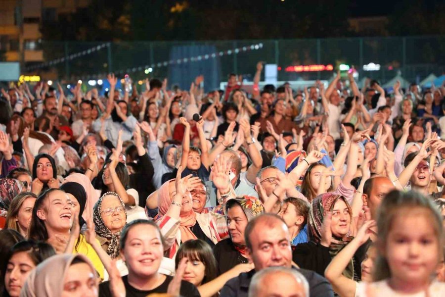 Aşık Seyrani Kültür Ve Sanat Festivali’nde Kıraç Rüzgarı