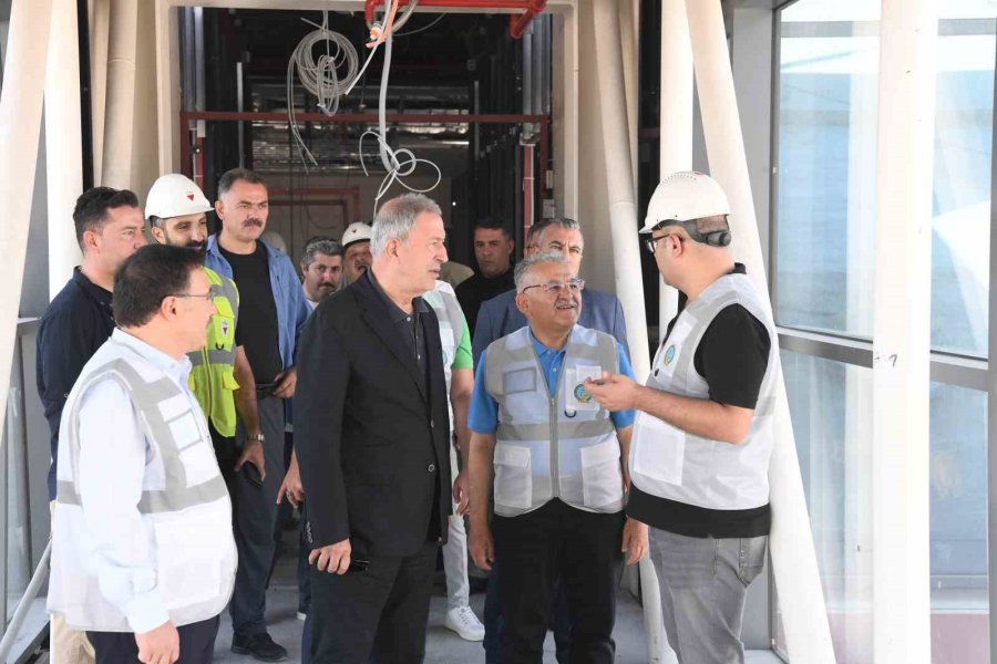 Kayseri Havalimanı Yeni Terminal Binası’nda İnceleme