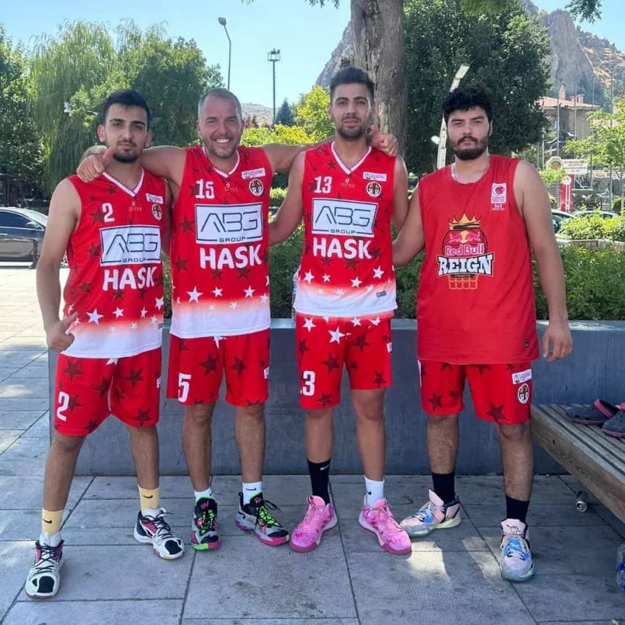 Afyonkarahisar Zafer Turnuvasında Şampiyon Hasketbol