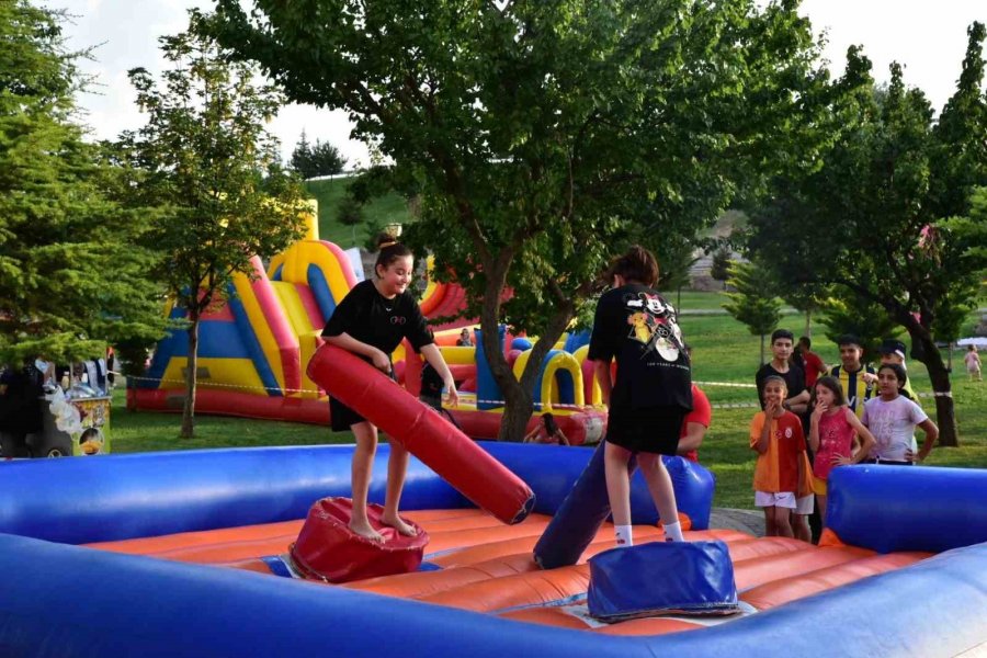 ’spor A.ş. Bizim Mahallede’ Etkinliği Çocukları Coşturdu
