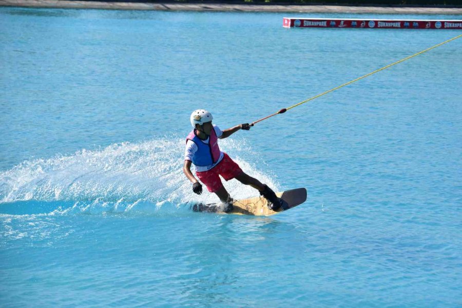 Büyükşehir’in Ev Sahipliği Yaptığı Wakeboard Türkiye Şampiyonası’nda Ödüller Sahiplerini Buldu