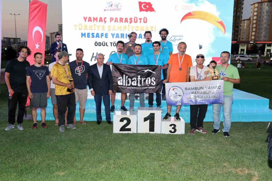 Yamaç Paraşütü Denilince Ali Dağı Akla Geliyor