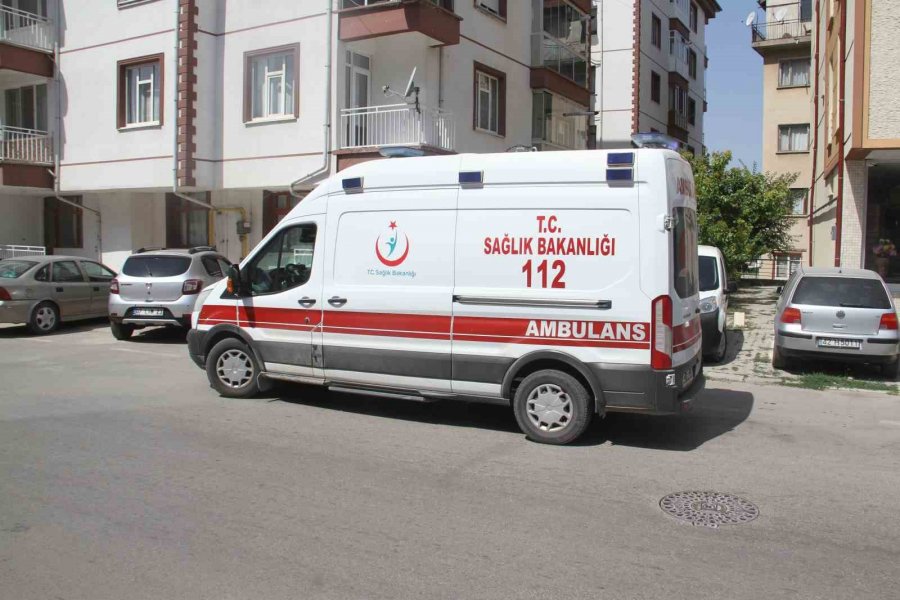 Konya’da 4’üncü Kattan Düşen Engelli Çocuk Ağır Yaralandı
