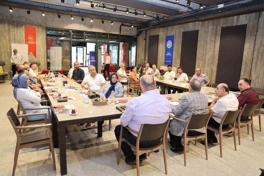 Esnaf Buluşmaları Kaldığı Yerden