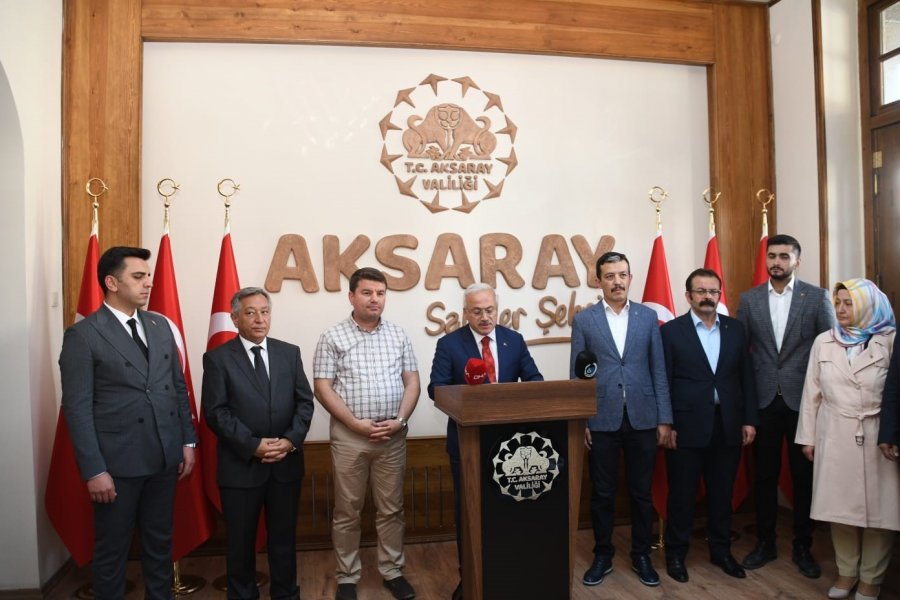 Aksaray’ın Yeni Valisi Kumbuzoğlu Görevine Başladı