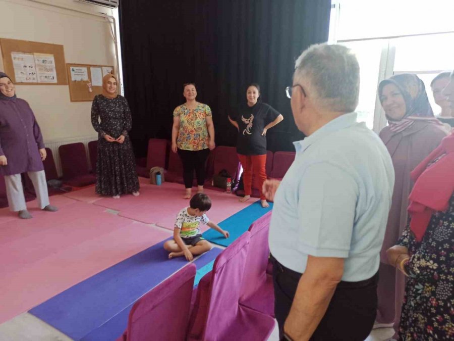 Doktor Başkandan Kanser Erken Teşhis Tarama Ve Eğitim Merkezi’ne Ziyaret