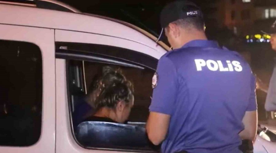 Kayseri Polisi Huzur Veriyor: 444 Polis İle Uygulama Yapıldı