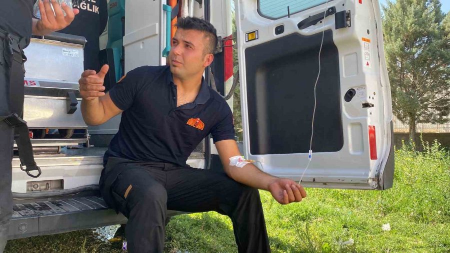 Geri Dönüşüm Tesisi Alev Alev Yanıyor