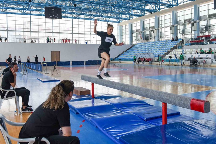 Rektör Kavgalı: “milli Sporcular Yetiştirmeye Devam Edeceğiz”