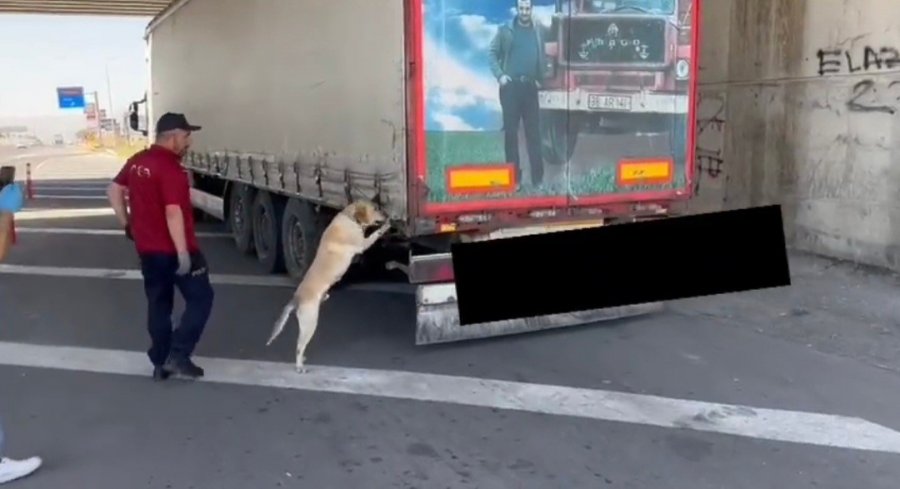 Film Sahnelerini Aratmayan Uyuşturucu Operasyonu