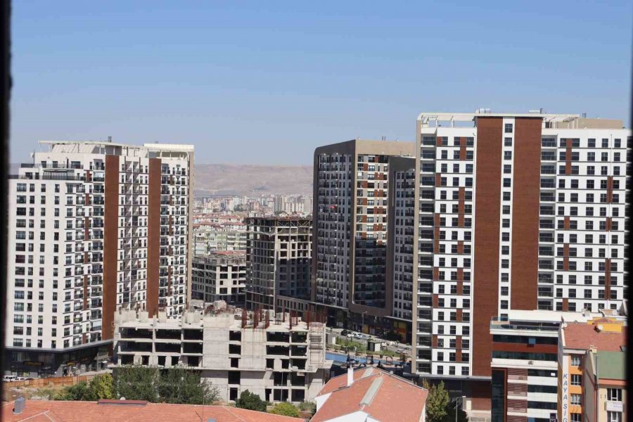 Gurbetçilerin İlgisi Konuta Olmadı