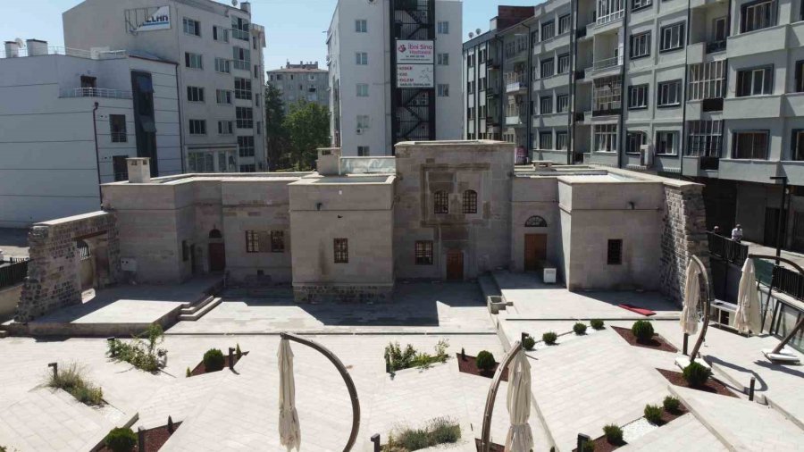 Büyükşehir, Restore Ettiği Gavremoğlu Konağı’na Yeniden Hayat Verdi