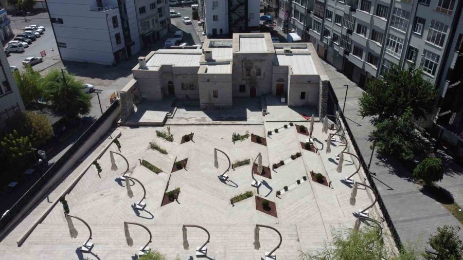 Büyükşehir, Restore Ettiği Gavremoğlu Konağı’na Yeniden Hayat Verdi