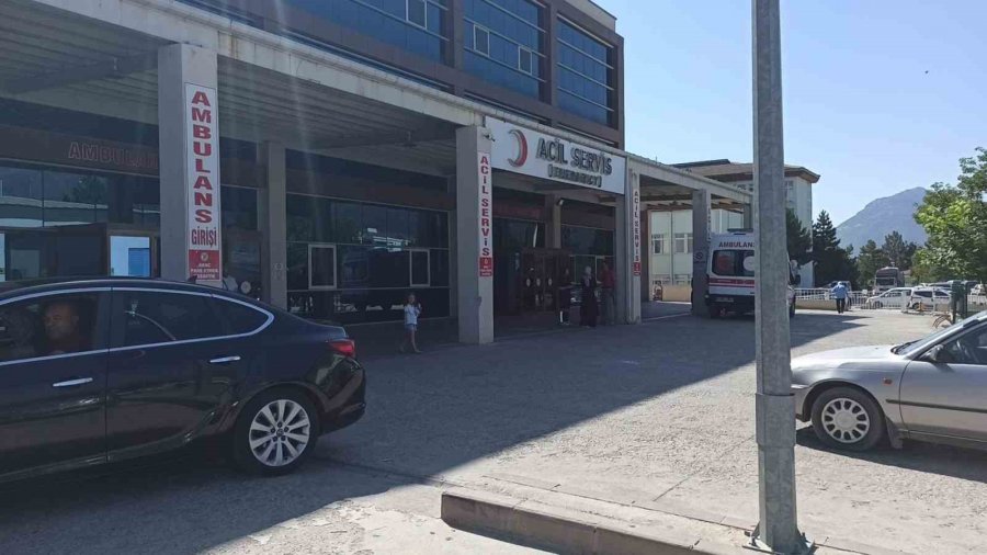 Konya’da Kamyon İle Motosiklet Çarpıştı: 2 Yaralı