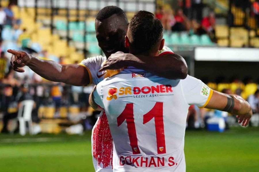 Kayserispor’un İlk Golünü Mame Thiam Attı