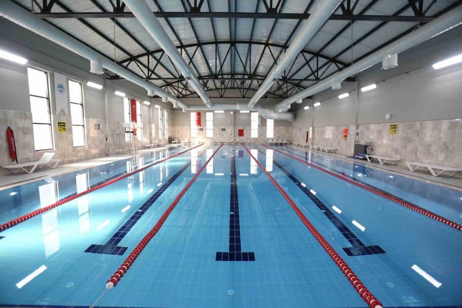 Başkan Büyükkılıç, Yeşilhisar Yüzme Havuzu’nun Açılışını Yaptı