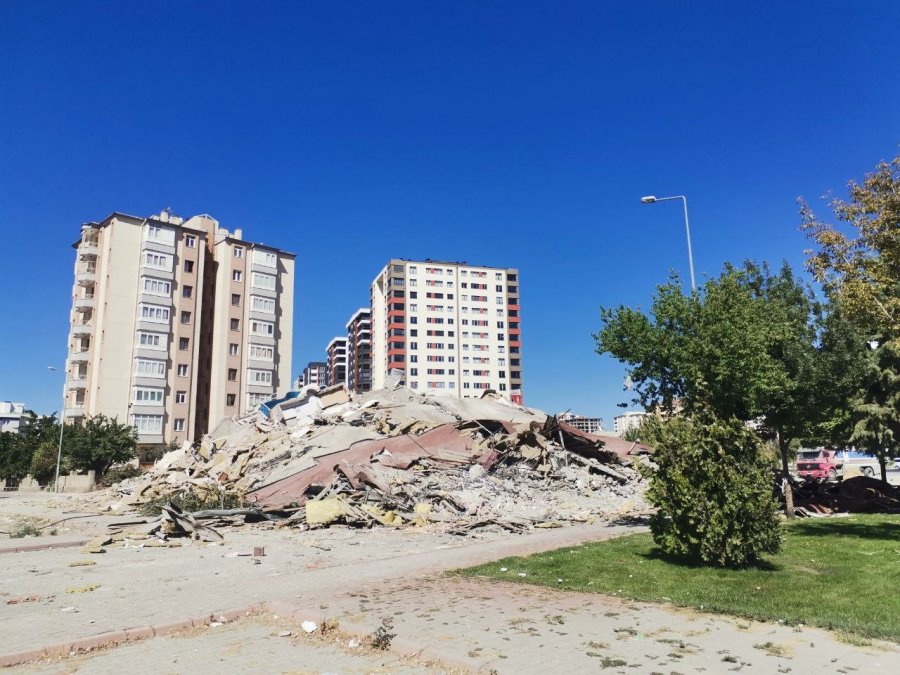 ’kontrollü Yıkımda’ Panik Anları