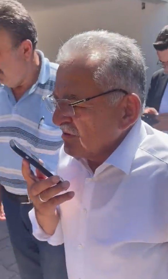 Başkan Büyükkılıç’tan Sarız’a ‘geçmiş Olsun’ Telefonu