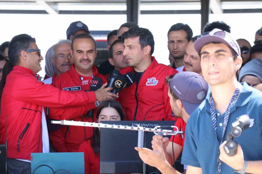 Roketler Aksaray’da Gökyüzüyle Buluştu