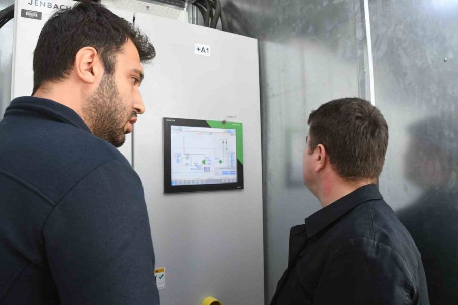 Aksaray Belediyesi Çöpleri Hem Bertaraf Ediyor Hem De Ekonomiye Kazandırıyor