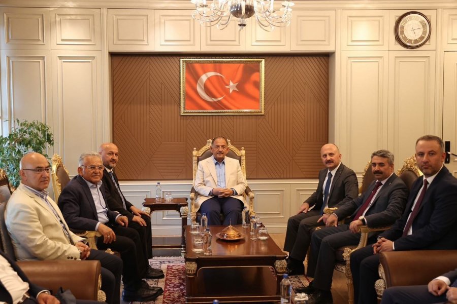 Bakan Özhaseki Ve Başkan Büyükkılıç’tan Adıyaman Valisi’ne Ziyaret