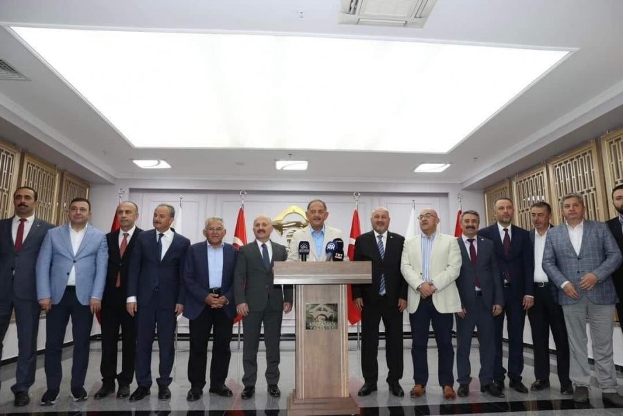 Kayseri Osb Yönetimi Adıyaman’da Deprem Konutları Temel Atma Törenine Katıldı