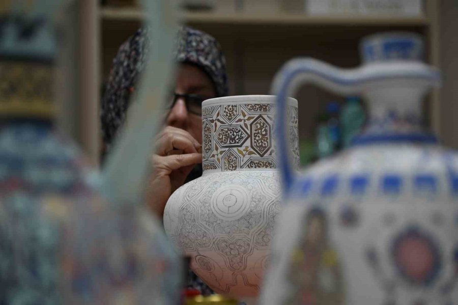 Ecdat Mirası Sanat, Selçuklu Belediyesi Çini Atölyesinde Yaşatılıyor