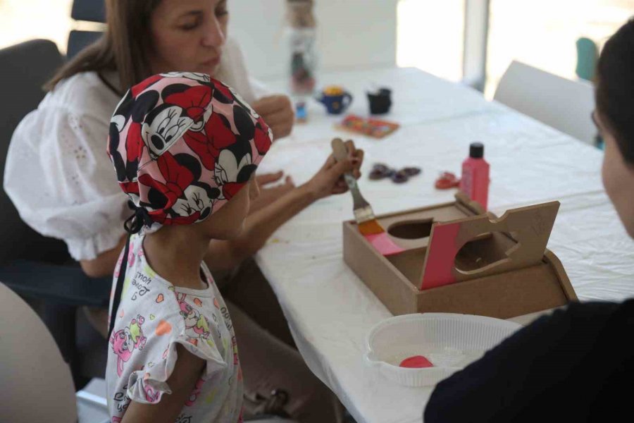 Onkoloji Hastası Çocukların Yaptıkları Göz Kamaştırdı