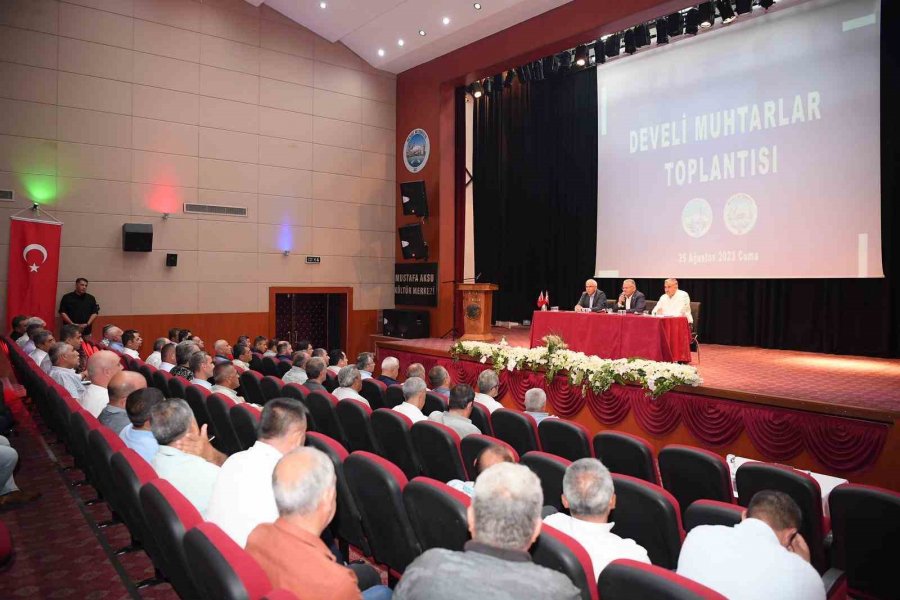 Başkan Büyükkılıç’tan Develi’de Muhtarlarla İstişare Toplantısı