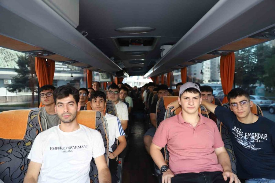 Büyükşehir, Gençleri “destan Şehri” Çanakkale İle Buluşturuyor