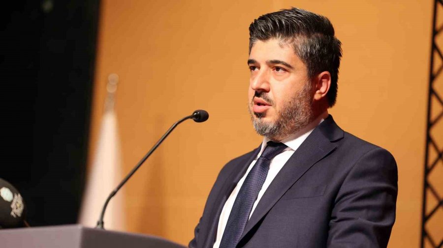 Kto’da "kodların İzinde Yazılım Ve Teknoloji Buluşmaları"nın İlki Gerçekleştirildi