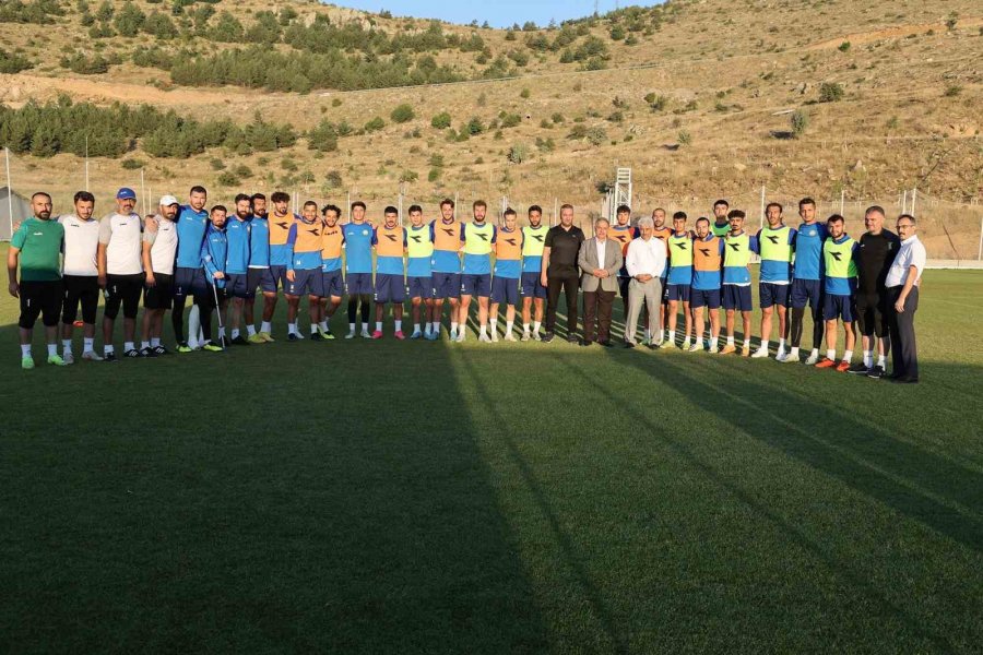 Başkan Yalçın’dan Talasgücü Kampına Ziyaret