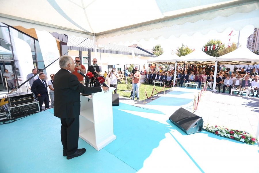 Bakan Özhaseki Ve Başkan Büyükkılıç, Büyükşehirin 11. Kütüphanesini Açtı