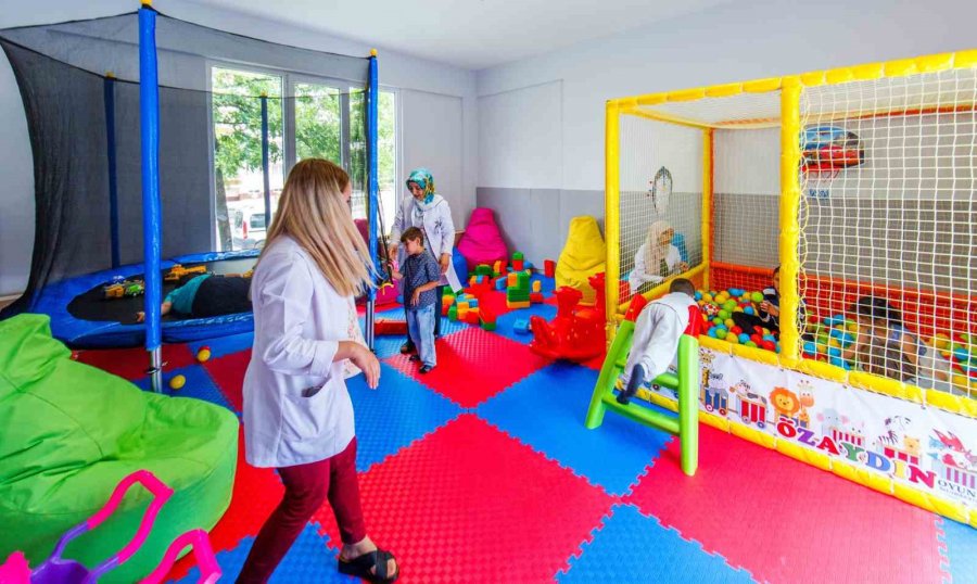 Engelsiz Çocuk Evleri İle Engeller Ortadan Kaldırılıyor