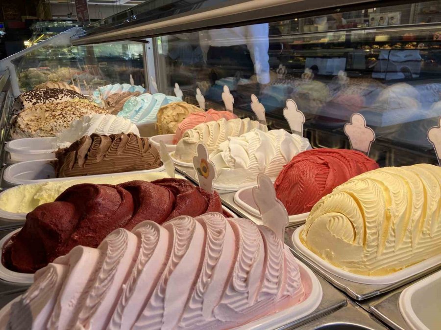 Dondurmadaki "renklendirici" Tehlikesine Dikkat