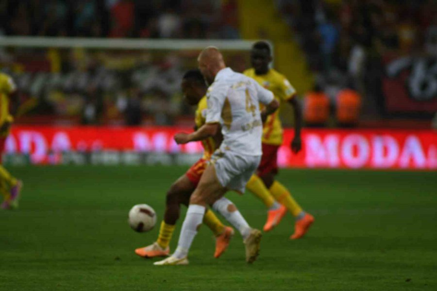 Trendyol Süper Lig: Kayserispor: 2 - Samsunspor: 1 (maç Sonucu)