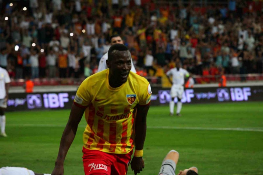 Trendyol Süper Lig: Kayserispor: 2 - Samsunspor: 1
