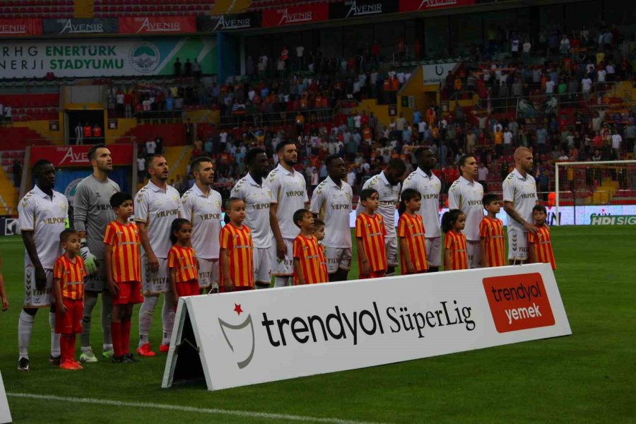 Trendyol Süper Lig: Kayserispor: 1 - Samsunspor: 1 (maç Devam Ediyor)