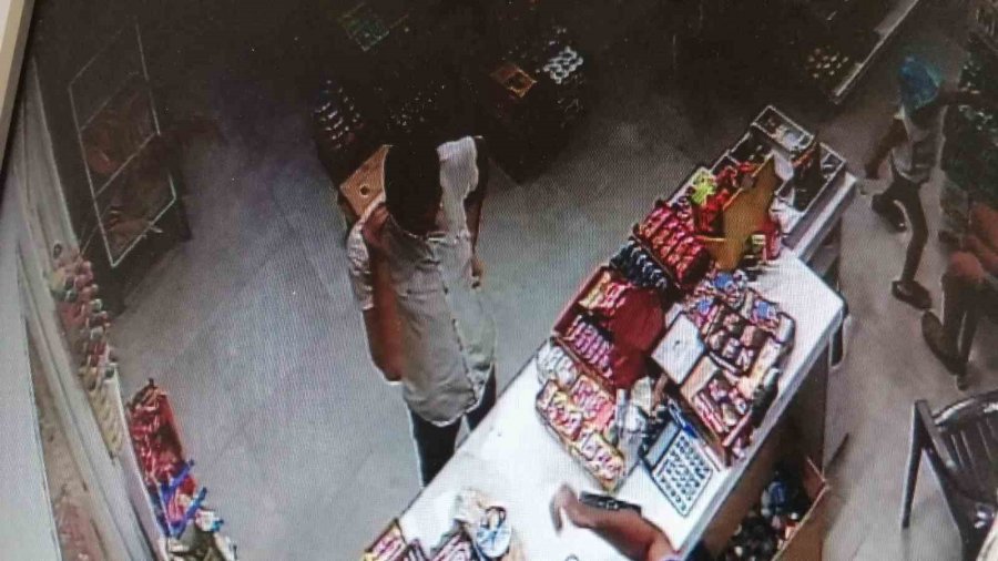 Lastikleri Patlamış Eski Bisikleti Bırakıp, 6 Bin Tl’lik Son Model Bisikleti Çaldı