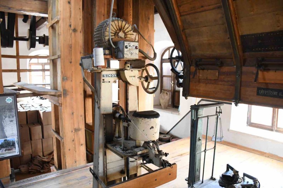 Türkiye Cumhuriyeti Tarihinin 100 Yıllık Çalışır Durumdaki Tek Fabrikası: Azmi Milli